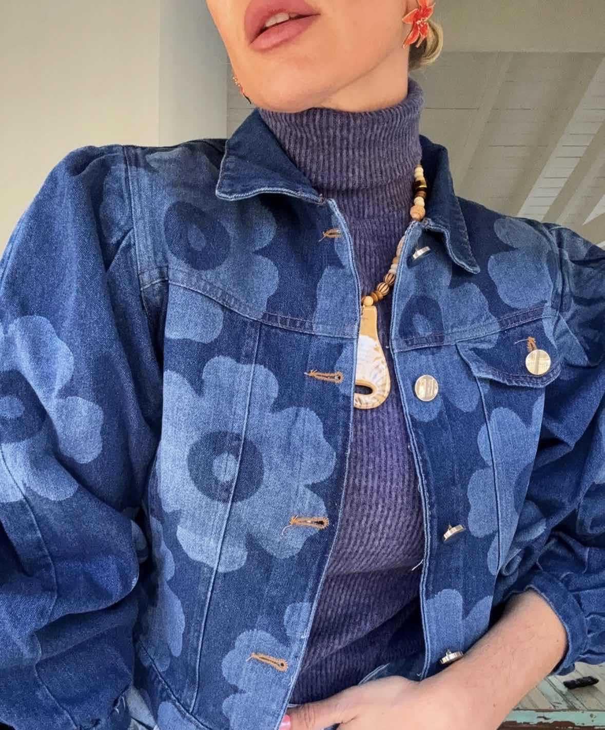 Women's Cropped Jean Jacket Fall Outfits Fashion Floral Printed Button Down Shacket Short Jackets Women's Cropped Jean Jacket Fall Outfits Fashion Floral Printed Button Down Shacket Short Jackets